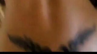 Amateur Thai Milf Pleasures Herself