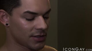 Older athlete Hugh Hunter seduces young stud Ethan Slade for a nice ass banging