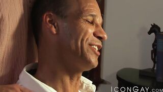 Bisexual Rodney Steele and Killian James play with their asses and dicks