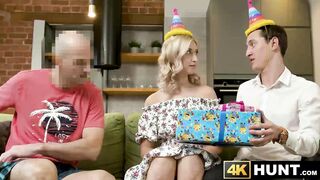 Feasting over blonde Iris Kis Kis delicious body in exchange of money