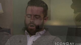 Dark hottie Drake Magnum gets plowed hard by bearded Brendan Patrick
