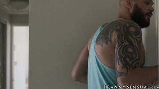 Naughty TS babe Zariah Aura and Rodrigo Amor get extra nasty in this epic scene
