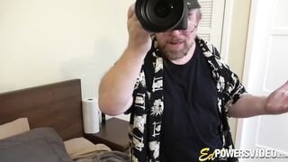 Gorgeous babe Vanesa Vyne back again for a hot cock sucking