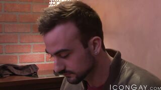 Bisexual Mason Lear gets his ass hammered while riding a girthy dick