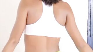 Morena gostosa do rabão fudendo com o dotado