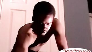 Black amateur dude shoots off thick cum by stroking his BBC
