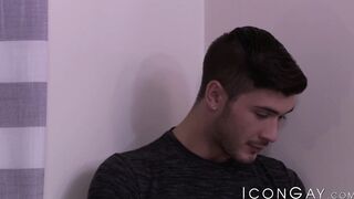 Tempting roommates Justin Dean and Zack Grayson have anal sex in their room