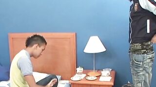 Amateur twinks are ready for anal smashing and cumshots