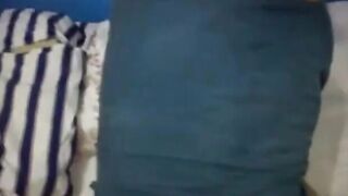 Loira Rainha: Anal Webcam Adventure