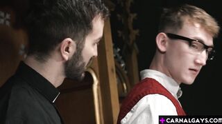 Coltons hole essentially swallows penis