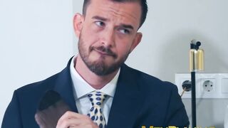Kinky businessman Marco Napoli deepthroats throbbing cock