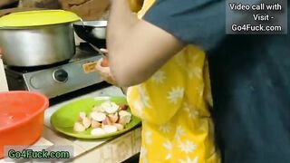 Desi Sister Kitchen Apple Cutting Fucked By Brother