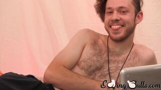 Bisexual Woody Johnson loves wanking his nice cock until wet climax