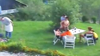 Aaltere Swinger ficken in der aeffentlichkeit