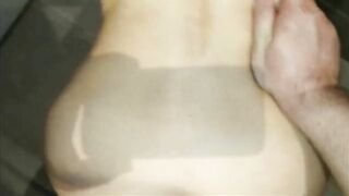 Sentitela come orgasma mentre la scopo da dietro into bagno