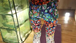 Workout butt fucking chick inside yoga leggings - best anal