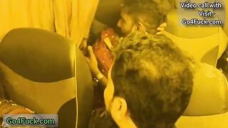 Bus On Public In Blowjob In Girlfriend With Boyfriend