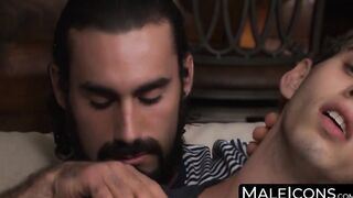Hot daddy Jaxton Wheeler fucks with little Sam Truitt