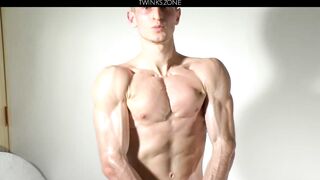 Muscle Flex Casting 8 Jan Rocek