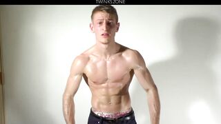 Muscle Flex Casting 8 Jan Rocek