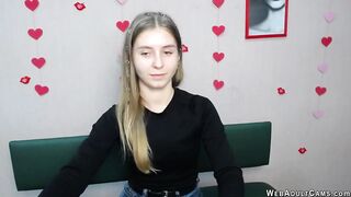 Amateur Ukrainian babe chats on webcam