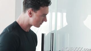 Handsome Zario Travezz gets penetrated intensely after rimming