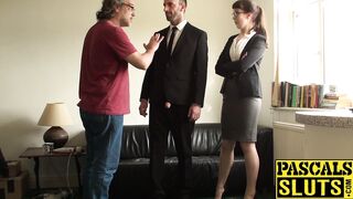 Businesswoman Cassie de la Rage ass domination in bondage