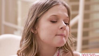 Stepsis wants stepbro to make her squirt