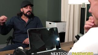 Bearded Hottie Mason Lear bangs the hungry puckering hole of Mucular Justin Mathews