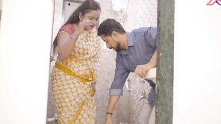 Akeli Padosan Hot Bhabhi ko Padosi Bhaiya ne Choda