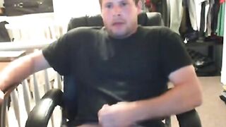 Straight Guy Masturbates on Webcam and Cums