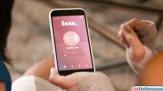 That vibrating buttplug is making me cum