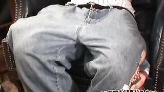 Tattooed stallion jerks off his cock in passionate solo act