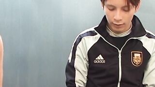 Amateur twink jacks off while being drilled in the rear