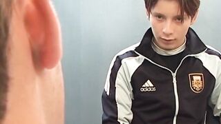 Amateur twink jacks off while being drilled in the rear