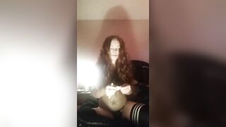 Dark Hair anal bimbo jizzes and screams