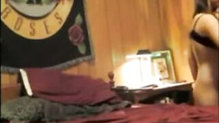 Beau jeune lovers de 20 ans en pleine baise