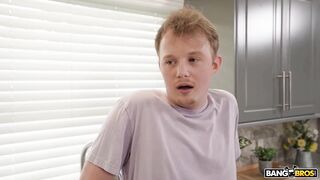 I am thinking to fuck my stepmom