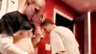 Young amateur facializes his buddy who is masturbating