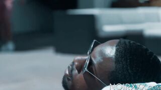 Muscled DeAngelo Jackson drowns my butt with ecstasy thanks to his erect dick