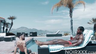 Muscled DeAngelo Jackson drowns my butt with ecstasy thanks to his erect dick