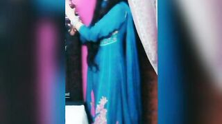 Paki chick anum of scheme one pindi banged! by her