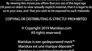 MARISKAX Three-Way fucking on the lawn
