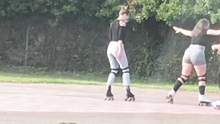 Thick PAWG on Skates