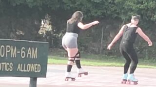 Thick PAWG on Skates