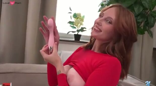A ginger who loves to daydream about getting plowed inside every position she can imagine Emma Korti is the kind