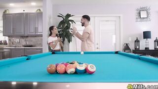 Playing pool with beautifl MILF Freya