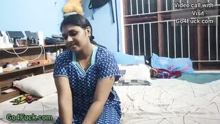 Indian Tamil Houswife With Boyfriend Romantice Sex In Home