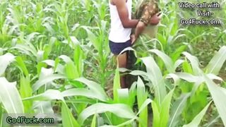 Desi village Bhabhi Ki Gaon Ke Khet Me Chudai