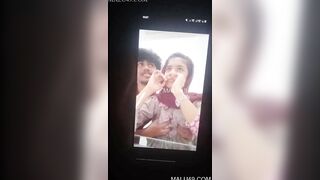 Sexy Indian Girl Shows Boobs